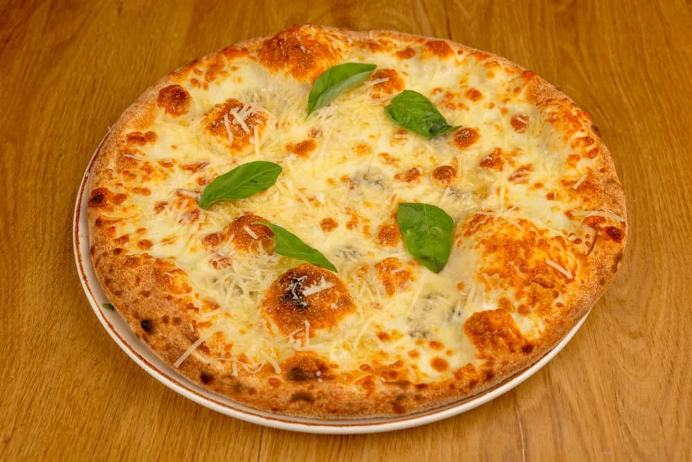 Pizza Quattro Formaggi