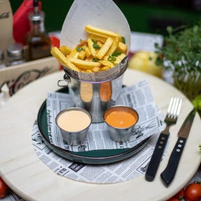 Dipping fries